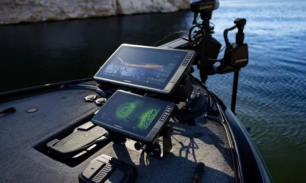 Garmin Spy Pole Adds 360-Degree Sonar Around the Boat — verified official source image