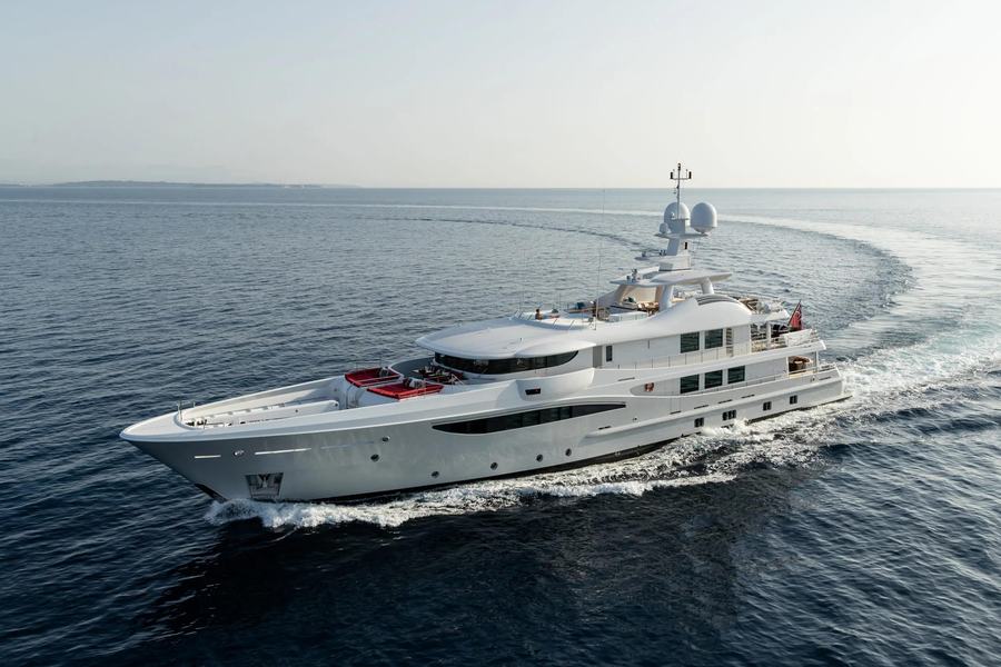 GRACE - Damen Yachting official image