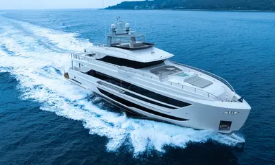 Horizon Sets FD110, FD90 and FD80 for Fort Lauderdale Yacht Display — source image