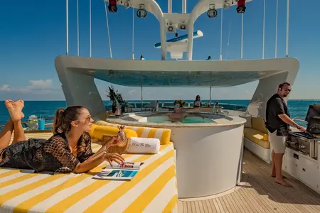 I LOVE THIS BOAT — Northrop & Johnson 06