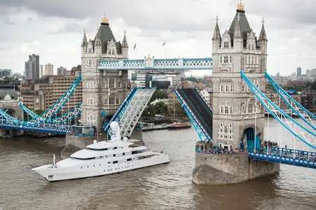 ILONA - Damen Yachting official image