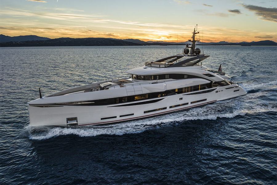 I Am | ISA Yachts official image