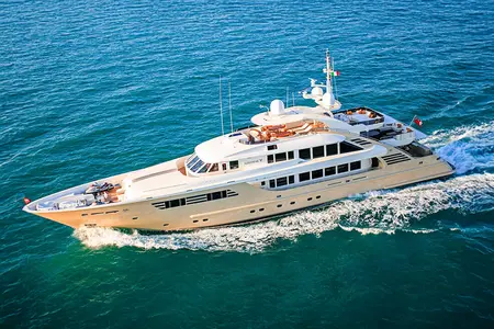 Muse | ISA Yachts official image