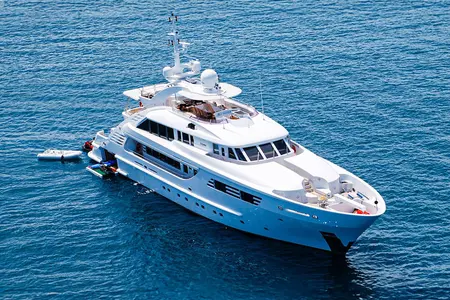 Oasis | ISA Yachts official image