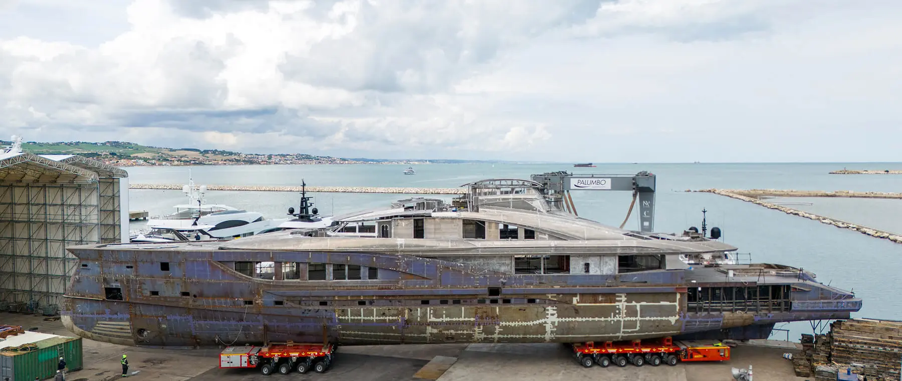 ISA SPORTIVA 66 METRES ENTERS THE OUTFITTING STAGE - ISA Yachts news image