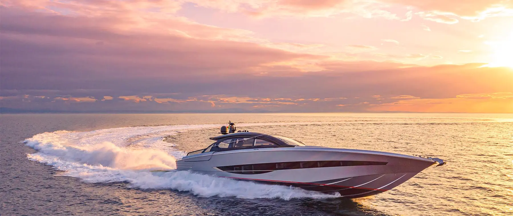 ISA Super Sportivo 100ft GTO M/Y Aldabra: a 55 knot silver arrow - ISA Yachts news image