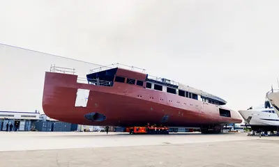 ISA CUSTOM 80M ENTERS THE OUTFITTING PHASE - ISA Yachts news image