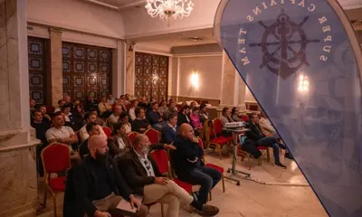 Italian Yacht Crew Groups Challenge Officer Contract Rules — source image