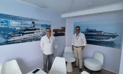 Italian Vessels Adds 38m Ombra Support Yacht to Custom Design Range — source image