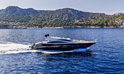 Official IYC — BLADE 6 2026 sales listing