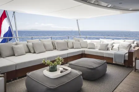 MY Loyalty - Heesen official image