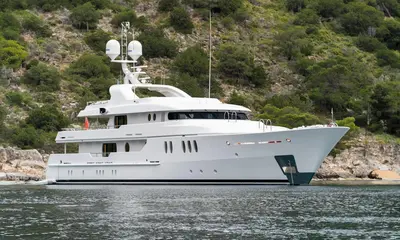 JAZ - Damen Yachting official image