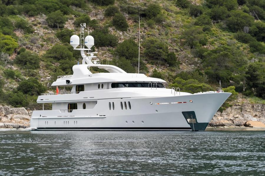 JAZ - Damen Yachting official image