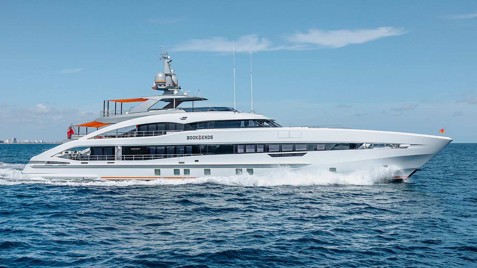 Book Ends - Heesen official image
