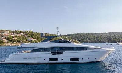 29m Ferretti KATARIINA XO Sold With IYC Representing Seller — source image