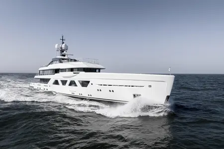 KHALIDAH - Damen Yachting official image