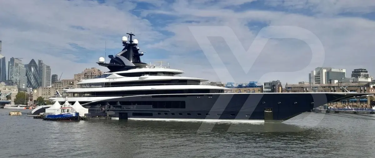 122m Lürssen Kismet Returns to London for Third Consecutive Autumn — source image