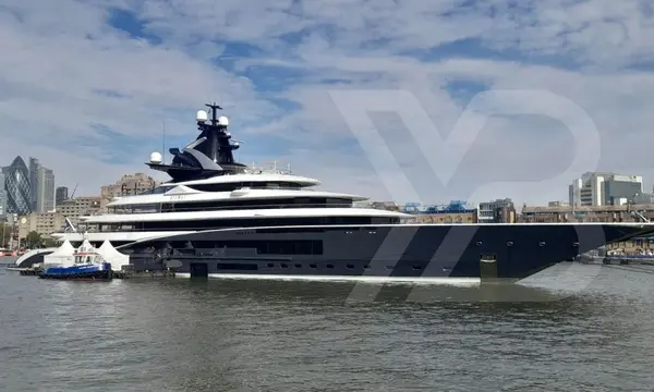 122m Lürssen Kismet Returns to London for Third Consecutive Autumn — source image