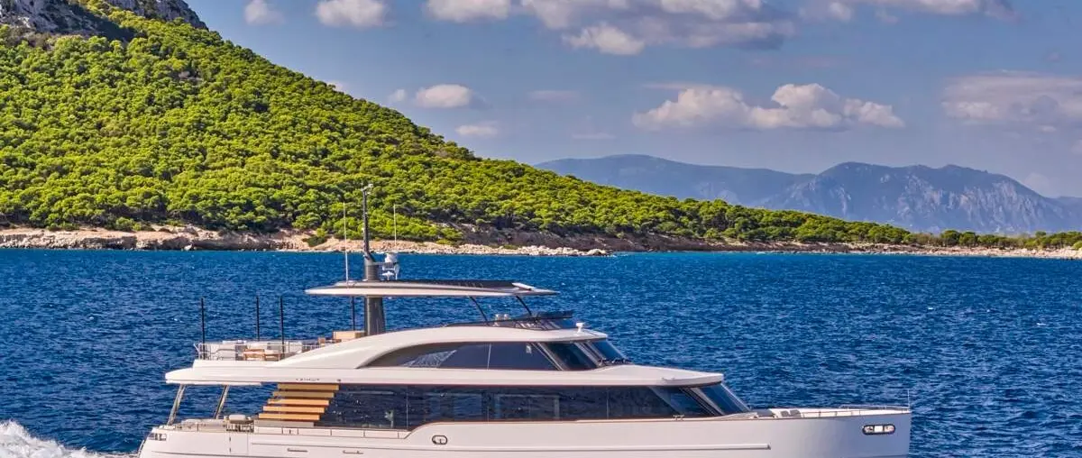 25.22m Azimut KOKO IV Enters Market at €6.25 Million — source image