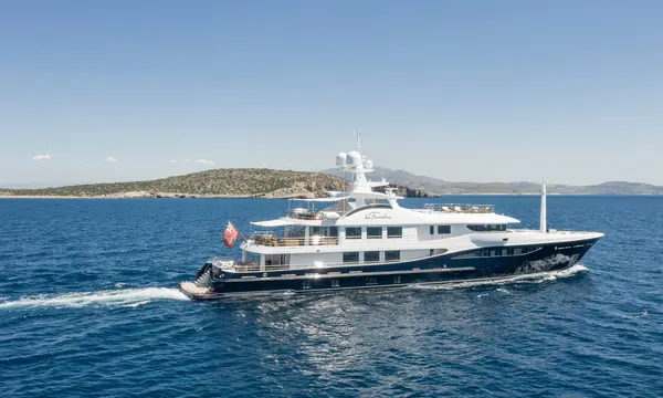 55m Amels LA FAMILIA Listed for Sale at €32 Million — official image