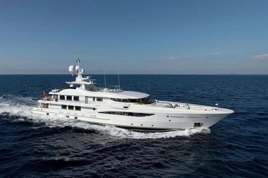 LA MIRAGE - Damen Yachting official image