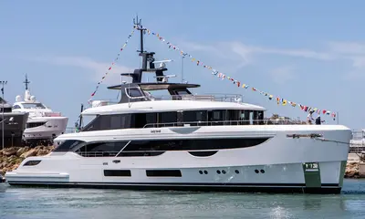 LADY SARAH — Benetti Oasis 40M