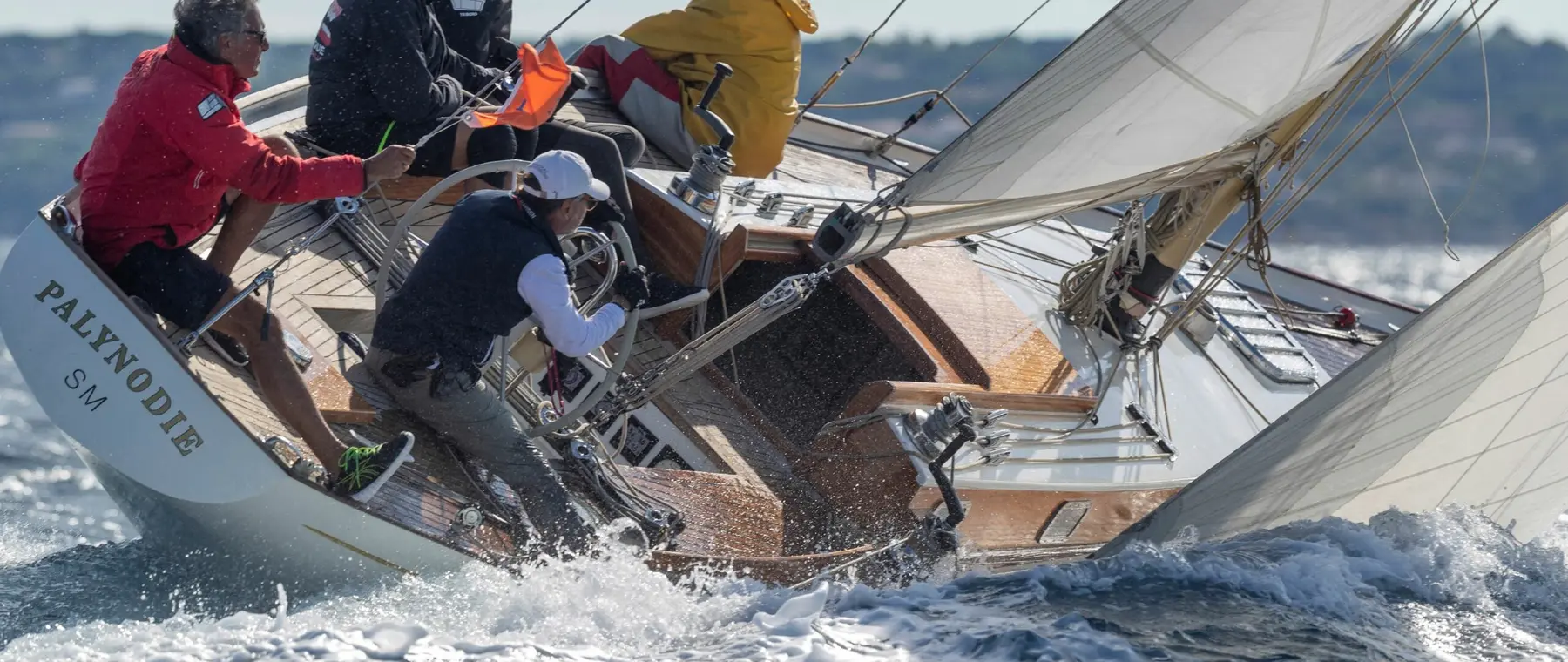 Les Voiles news - a-new-breath-propels-les-voiles