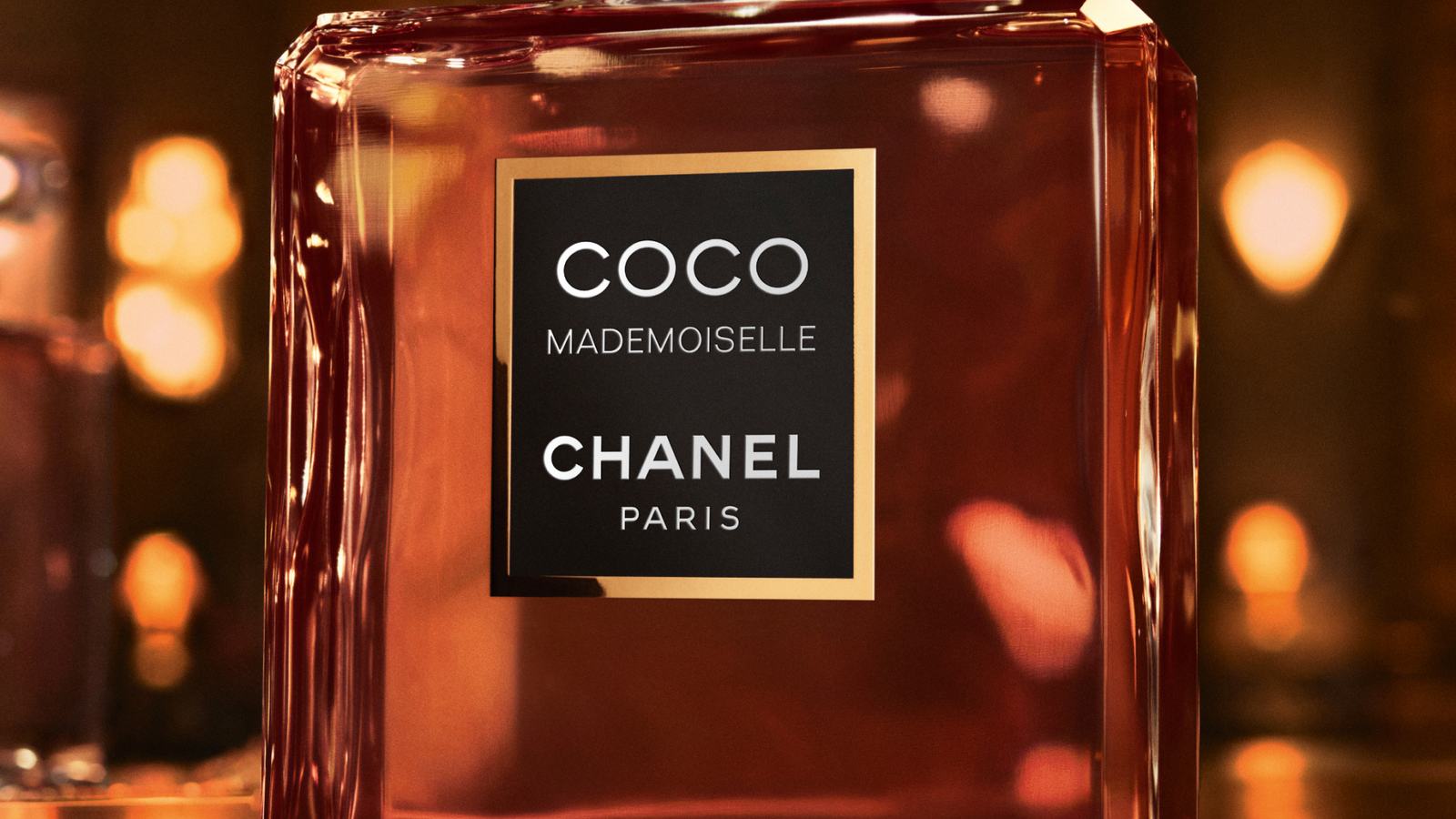 CHANEL Coco Mademoiselle Crush Absolu official campaign image