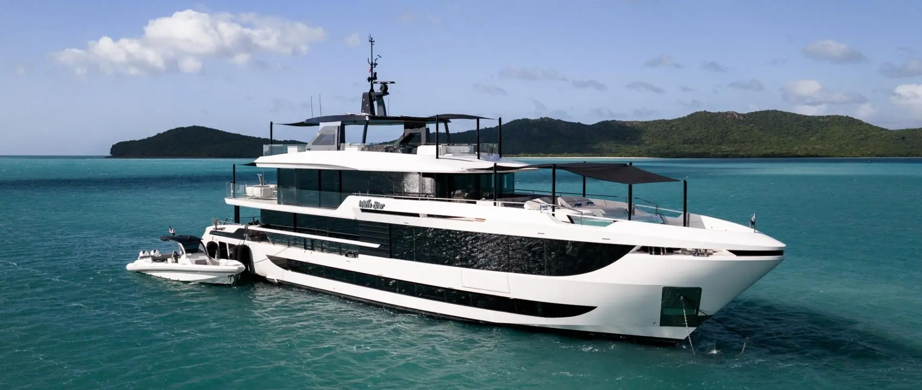 39m Mangusta WHITE STAR Opens 2026 Bahamas Charter Season — source image