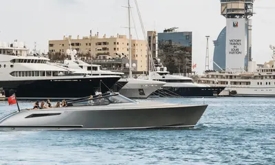 Superyacht at Marina Port Vell Barcelona — Source: Marina Port Vell