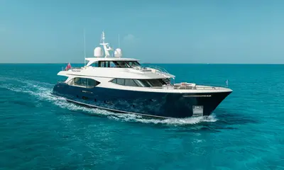 34m Moonen MIDNIGHT SAGA Sold in IYC In-House Transaction — source image