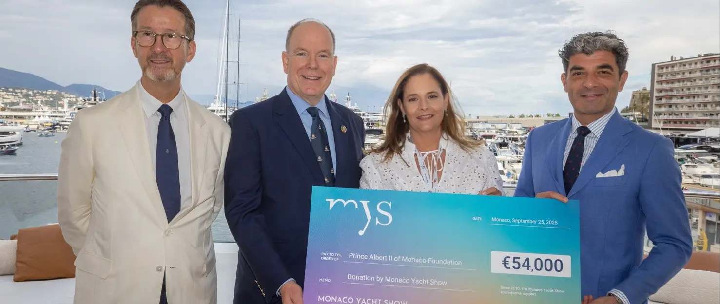 Monaco Yacht Show - hsh-prince-albert-ii-of-monaco-receives-the-annual-support-of-the-monaco-yacht-show