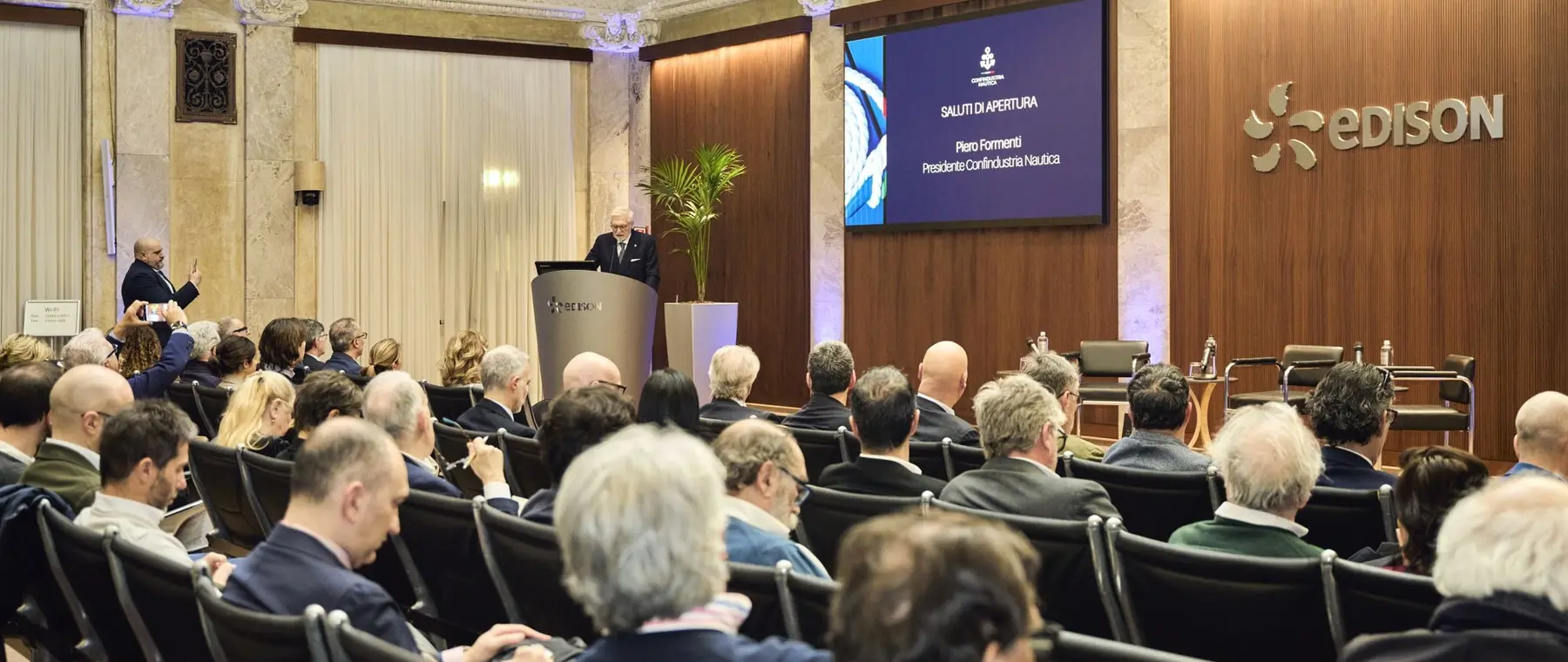 Official source: https://confindustrianautica.net/wp-content/uploads/2026/03/Confindustria-Nautica_Presentazione_Milano_dati-di-mercato-e-analisi-territoriale-della-filiera_06032026-1.jpg