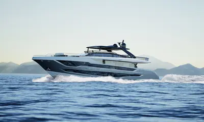 Official source: https://landing.pearlyachts.com/wp-content/uploads/2026/04/P100-Exterior-Running-Shot.jpg