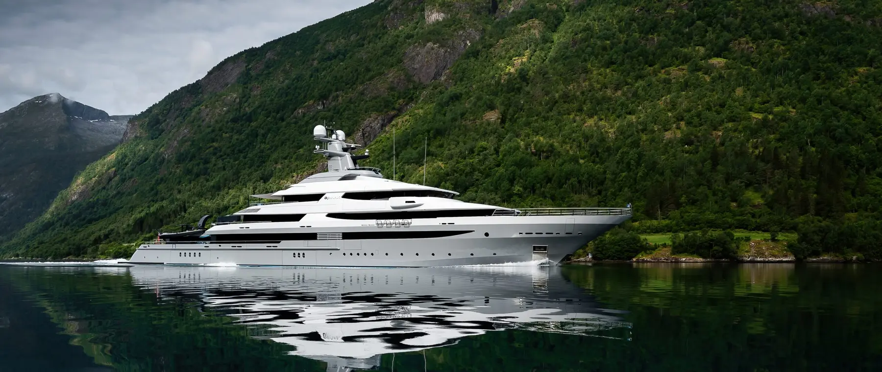 Official Oceanco — DRAAK at FLIBS 2026