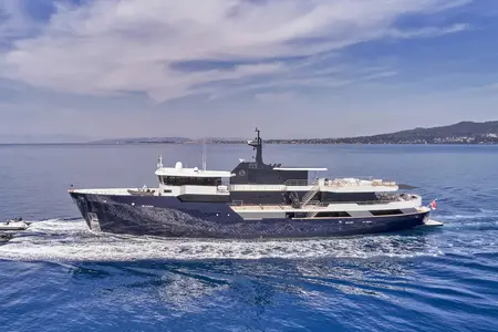 OMNIA - Damen Yachting official image