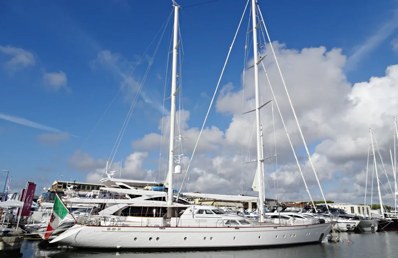 Carlotta by Perini Navi