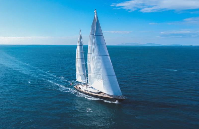 Piropo by Perini Navi