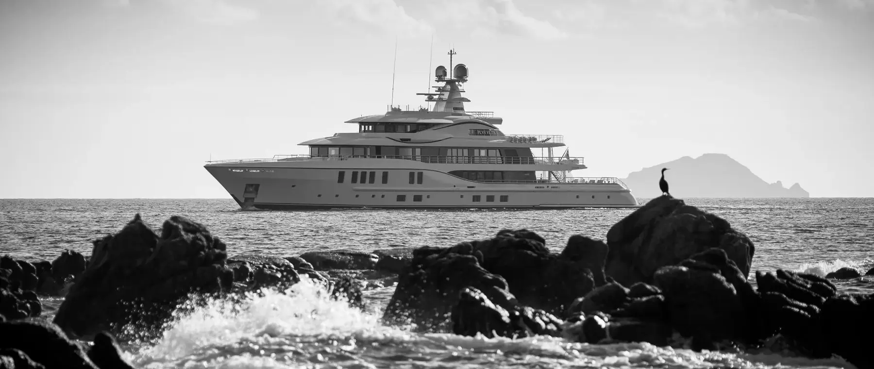 PLVS VLTRA - Damen Yachting official image