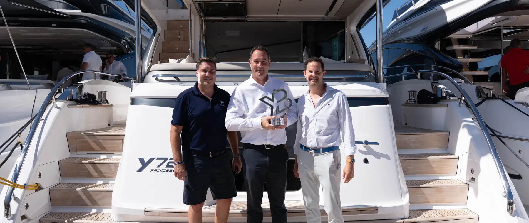 Princess news - Princess Y72 Joins YachtBuyer Hall of Fame I Princess Yachts