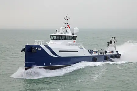 Pursuit - Damen Yachting official image