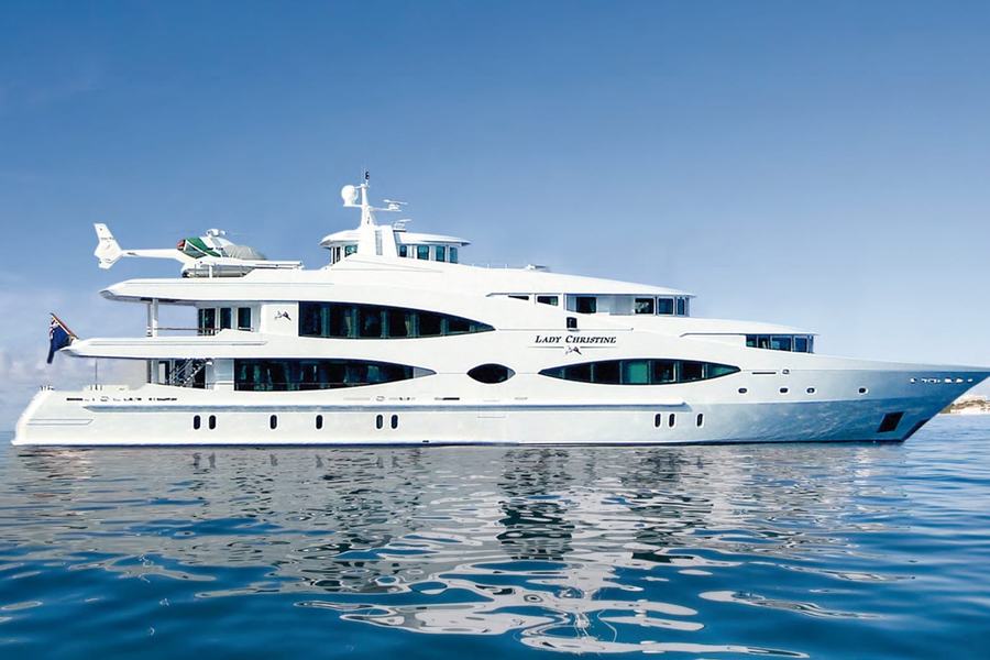 Queen Mavia by Oceanco