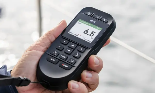 Raymarine RCU-1 Adds Wireless Autopilot Control and Solo Sailor Safety Mode — official source image