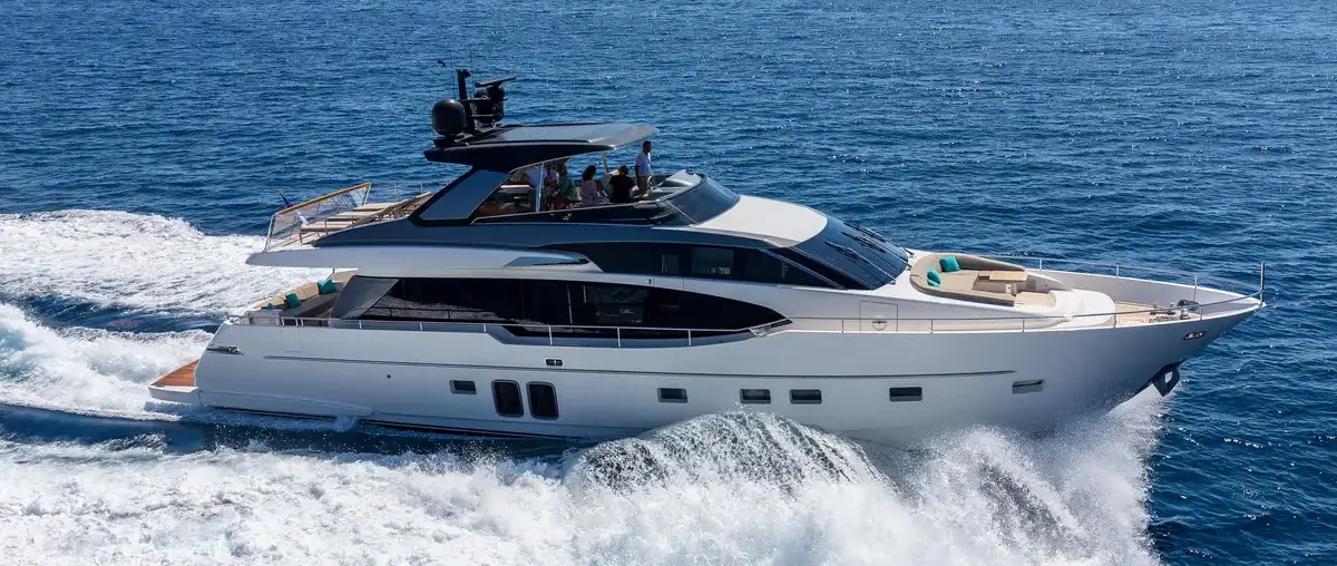 REGINE OF CANNES cruising — Courtesy Burgess