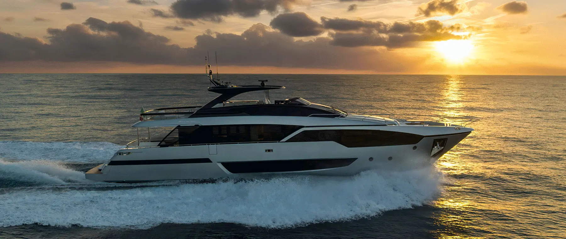 Riva 96 Argo Super Cannes 2026 - official image