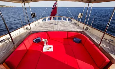 Kamaxitha by Royal Huisman