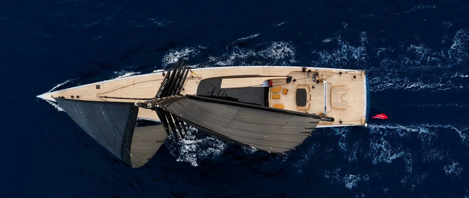 MAKING A DIFFERENCE - Royal Huisman exact article image