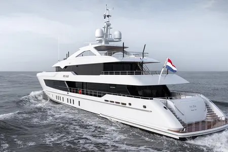 Iris Blue - Heesen official image