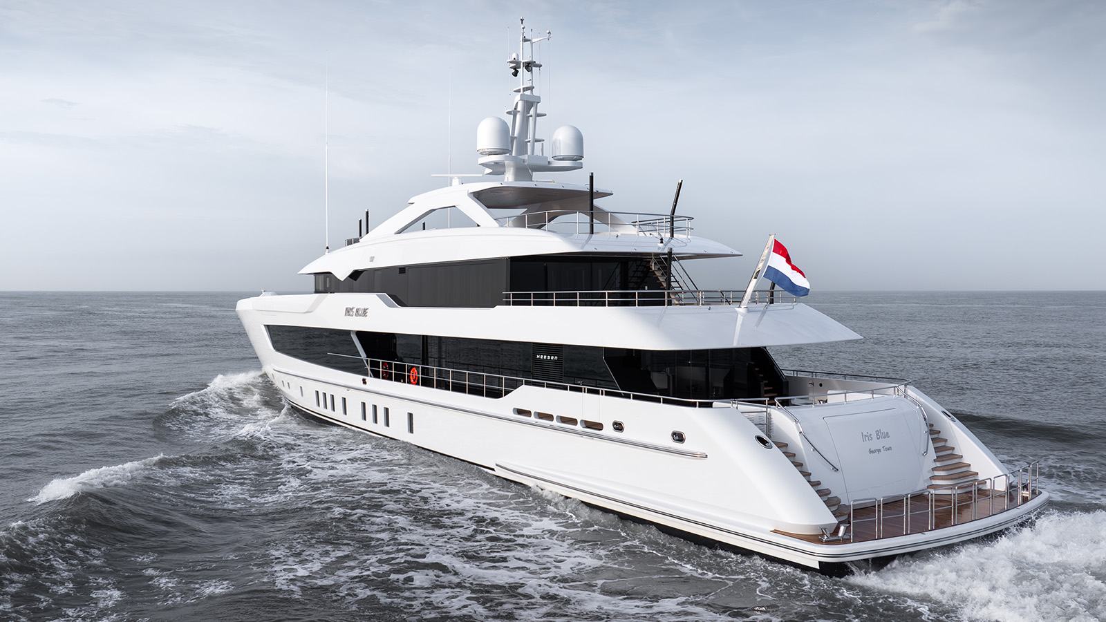 Iris Blue - Heesen official image