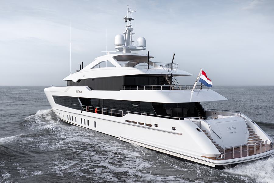Iris Blue - Heesen official image